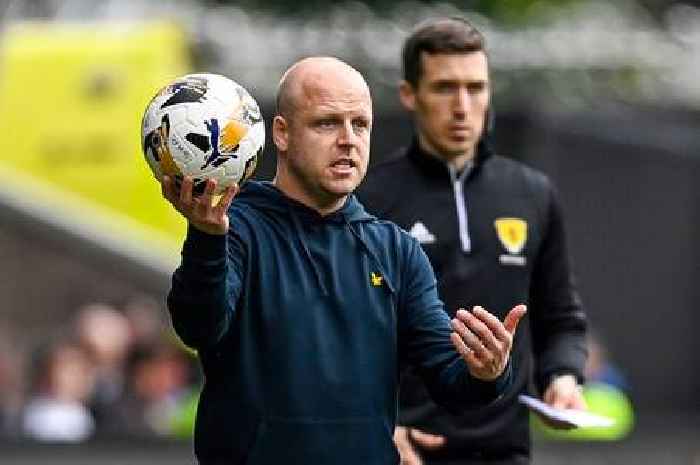 Steven Naismith comes to 'naive' Kenneth Vargas' defence but he's not buying one thing in Hearts star's explanation