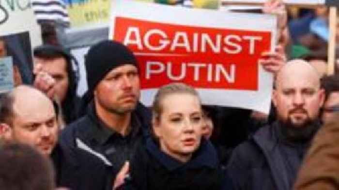 Russia's opposition takes to the streets of Berlin