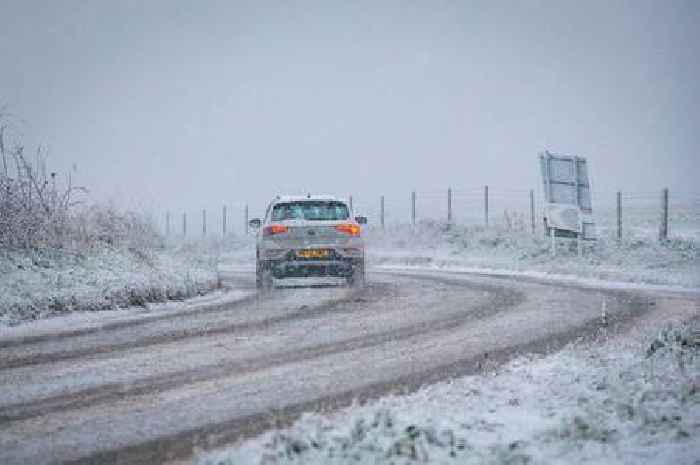 Snow predicted across UK as yellow weather warnings issued