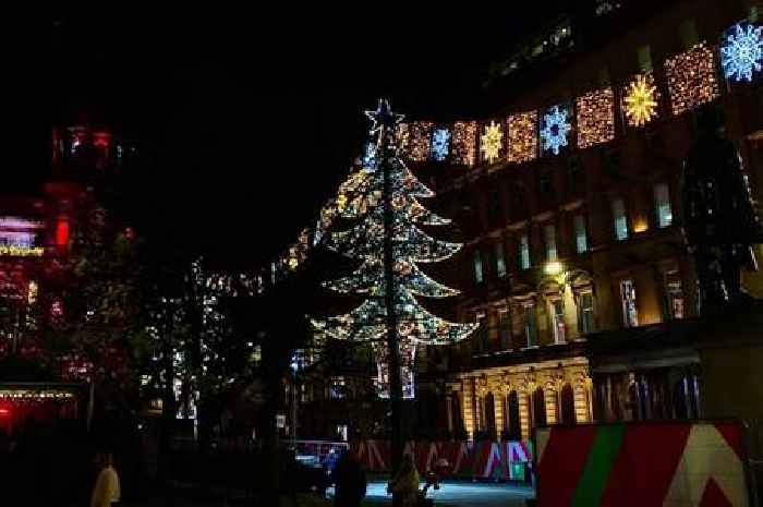 Thousands gather in George Square for Glasgow Christmas light switch-on