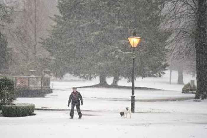 Households put on alert for emergency £25 cold weather payments as Arctic blast hits UK