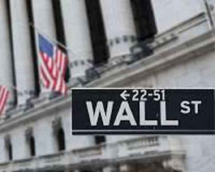 Markets swing after Wall St losses as traders weigh US rates outlook