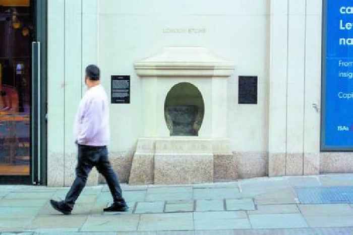 Lunchtime City tourism: Cannon Street’s London Stone