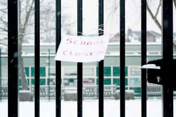 The full list of schools closed in Wales after first snow of winter falls