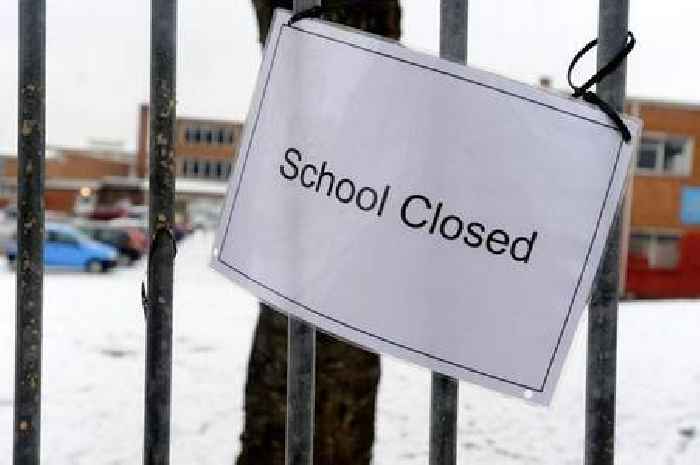 Why schools close when the temperature drops in the UK