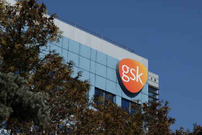 GSK share price is imploding: is it safe to buy the dip?