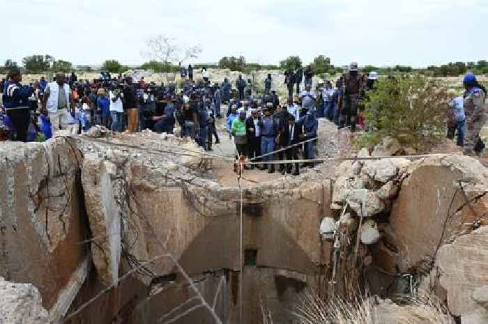 News24 | Mixed reactions as mine rescue team arrives to retrieve zama zamas at abandoned mine in Stilfontein