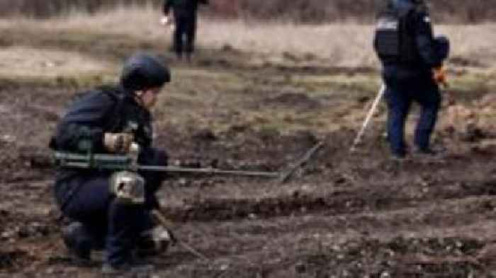 Anti-landmine groups criticise US for sending mines to Ukraine