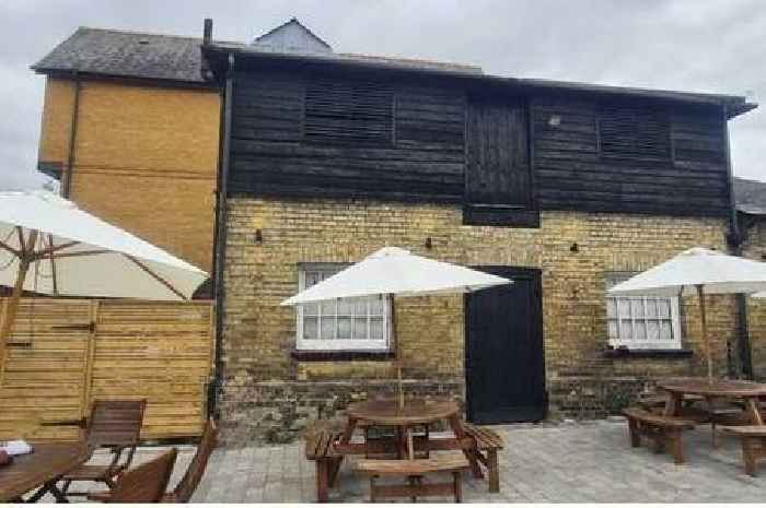 Plans to transform Essex pub's coach house into brand new cafe