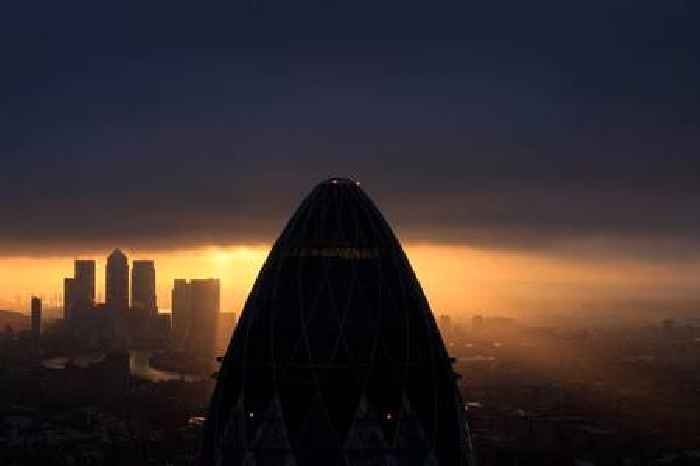 ‘A clear thumbs down’: UK business confidence slumped post-Budget