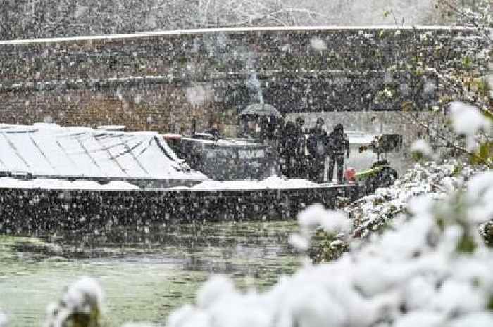 Met Office says exact hour UK snow will end after days of flurries