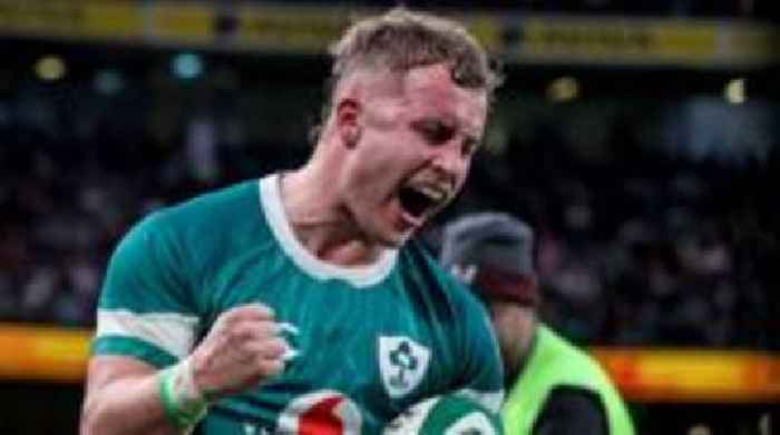 Resurgent eight-try Ireland breeze past Fiji