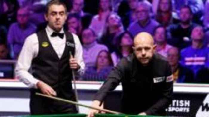 Hawkins defeats eight-time UK champion O'Sullivan