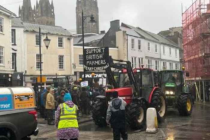 LIVE: Farmers' protest sparks traffic chaos in Truro