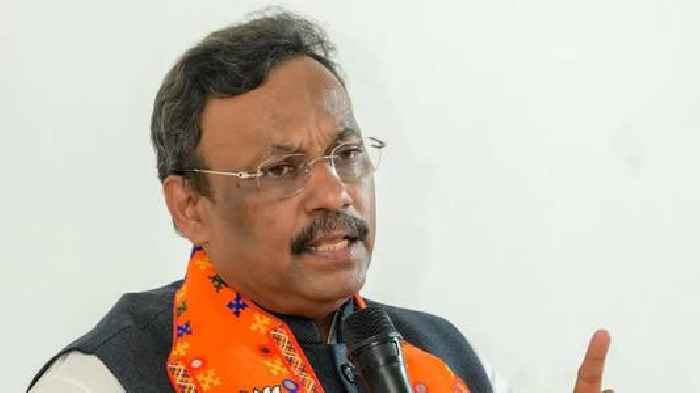 File case against former ally first: Shiv Sena (UBT) leader to BJP`s Vinod Tawde