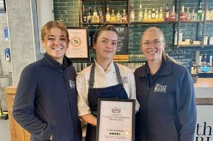 Beautiful Devon coastal café earns massive honour