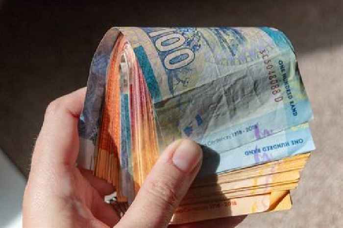 News24 | Two-pot: Who's cashing out? Middle-income earners drive R35bn withdrawals