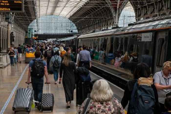 Storm Bert: Great Western Railway suspends London Paddington services