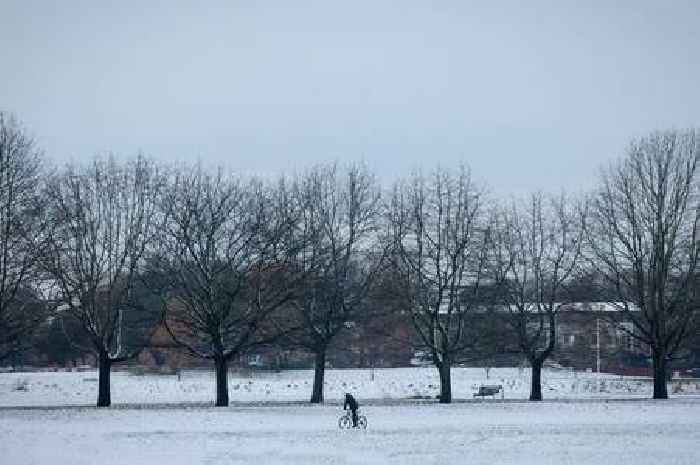 Met Office gives first Christmas snow verdict and says 'there's a risk'