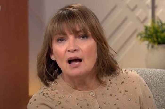 ITV's Lorraine Kelly forced to apologise after major blunder live on air