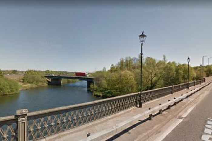 Man rushed to hospital after River Clyde rescue at Lanarkshire bridge