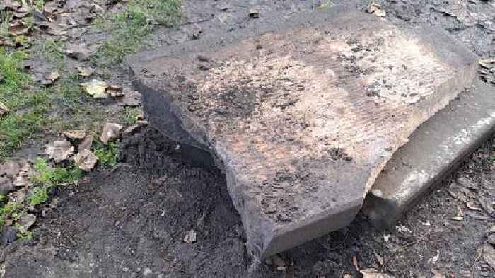 Ebenezer Scrooge's prop gravestone from A Christmas Carol destroyed