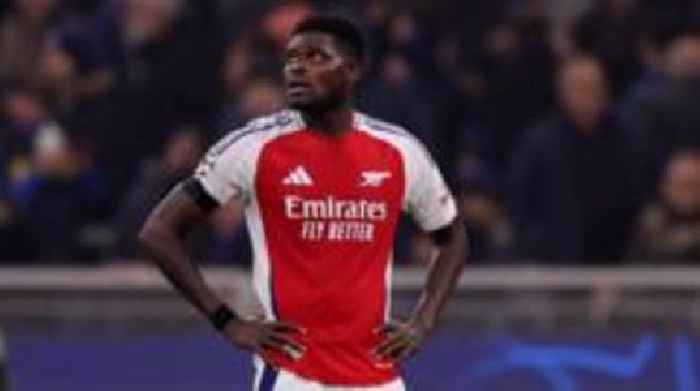 Arsenal fan banned for racially abusing footballer