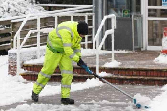 Snow alert in UK as parts of England face heavy covering and freezing temperatures