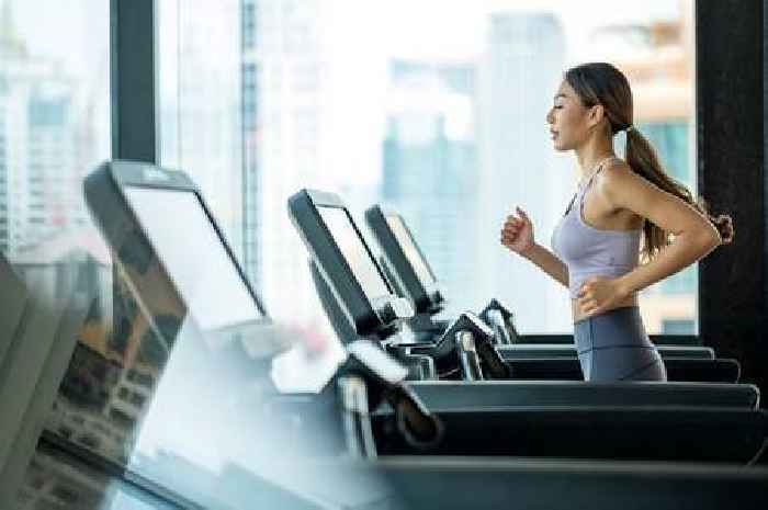 Lose weight and burn belly fat fast using fitness coach's simple treadmill workout