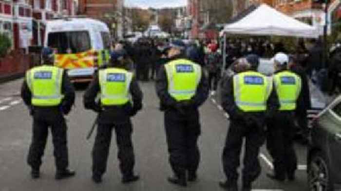 Six arrested in UK over links to Kurdish rebel group