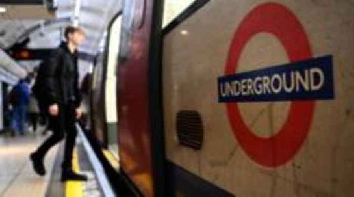London Underground RMT members accept pay offer