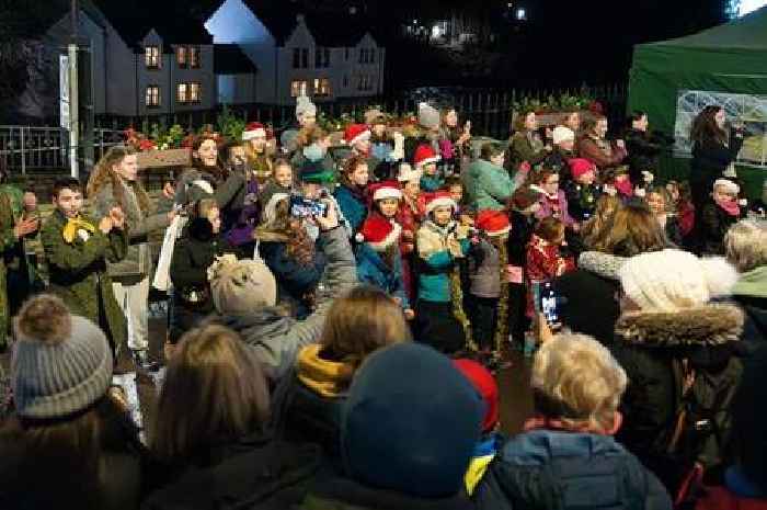 Dunblane set for Christmas spectacular as Santa helps light up town