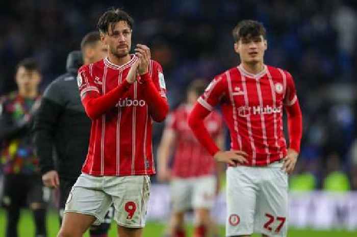 Liam Manning lifts lid on Harry Cornick's position at Bristol City after 'honest' summer talks