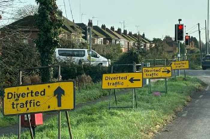 Delivery driver faces 'crazy' road signs in Cambridgeshire town