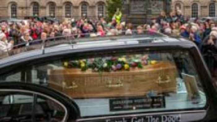 Janey Godley begins 'final tour' before funeral