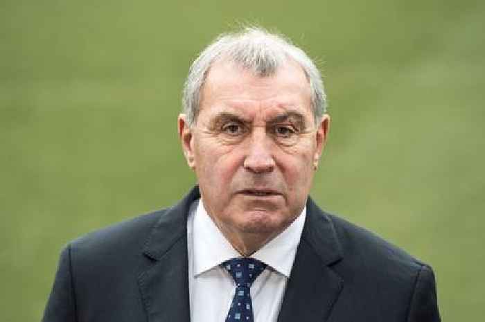 Former gambling addict Peter Shilton calls for end to betting ads in sport
