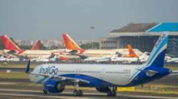 Indian airlines hit by nearly 1000 hoax bomb threats