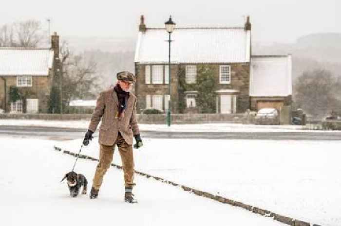 Snow to hit UK in less than two weeks as maps show exact areas at risk