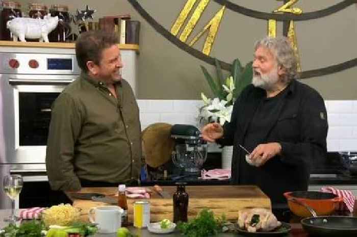 Hairy Bikers' Si King breaks major ITV rule on James Martin Saturday Morning