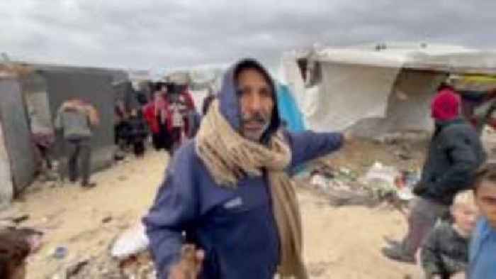 Gazans displaced by war now face threat of winter