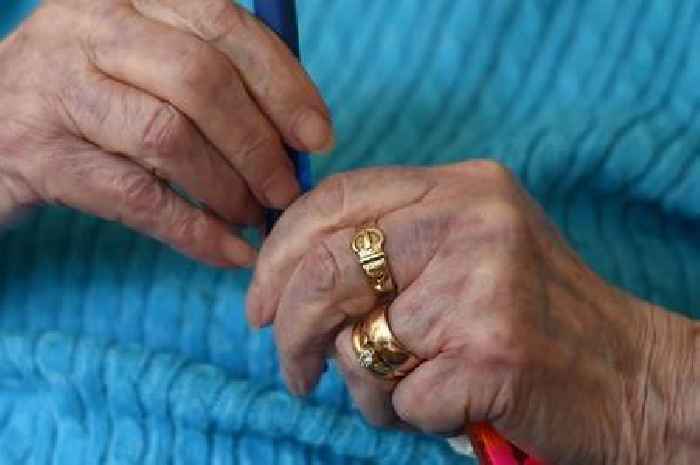 State pensioners born before 1953 handed free £475 before Christmas