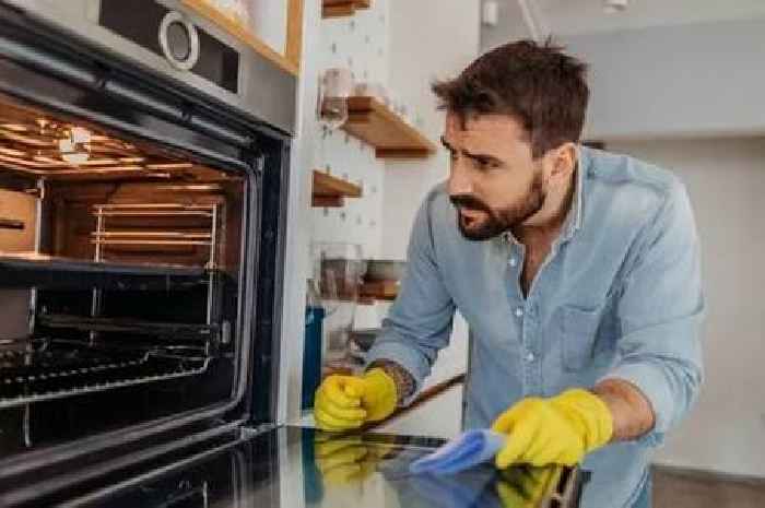 UK households warned 'do not turn on oven' after certain hour of day