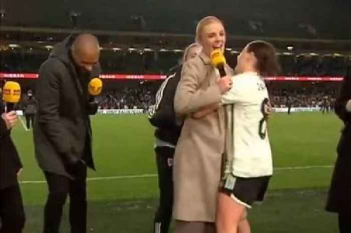 Sophie Ingle abandons BBC pundit job live on air to celebrate with team-mates