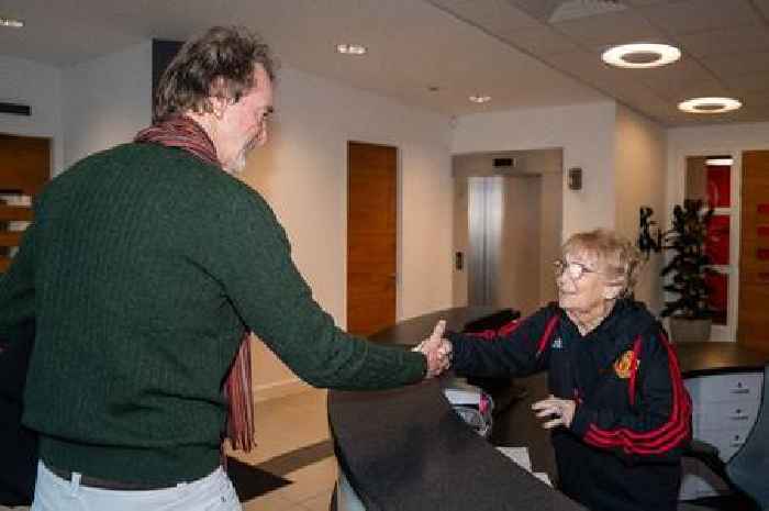 Man Utd legend Kath Phipps 'adored' by Sir Alex Ferguson and Wayne Rooney dies as club mourns