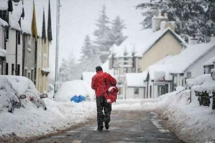 Storm Darragh in Scotland LIVE: 'Danger to life' warning amid '80mph winds and 13 hours of snow'