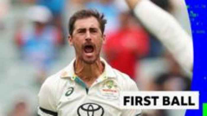 'The perfect start!' - Starc traps Jaiswal lbw first ball of second Test