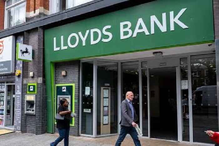 Lloyds Bank 2-day alert over £200 payments landing in accounts