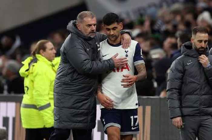 Tottenham dealt Cristian Romero injury blow as defender forced off vs Chelsea