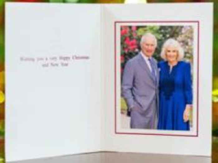 King and Queen reveal this year's Christmas card