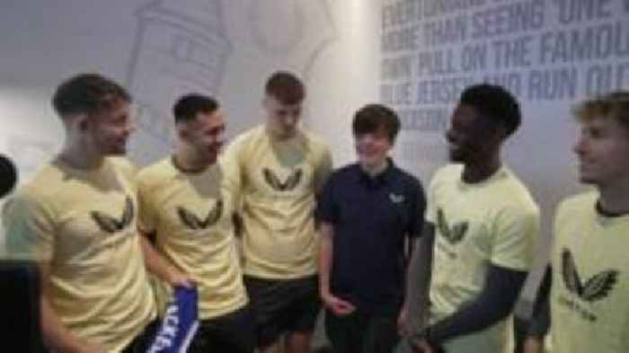 Fan who flew 10,000 miles for derby meets team